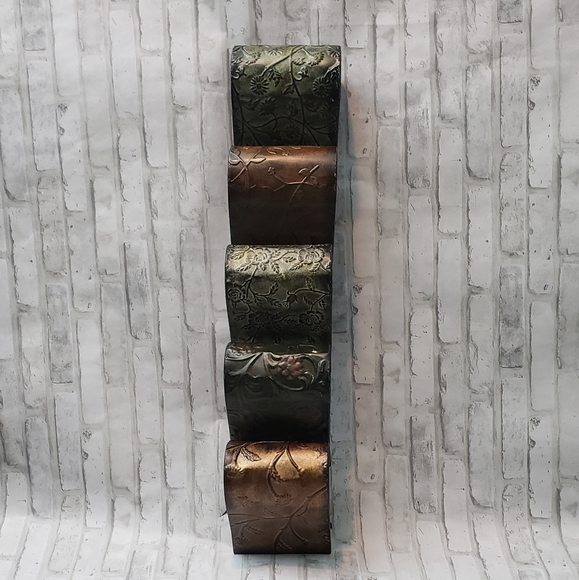 Artistic 5-Bottle Wave Wall-Mount Wine Rack - Brown/Green - Picture 1 of 9